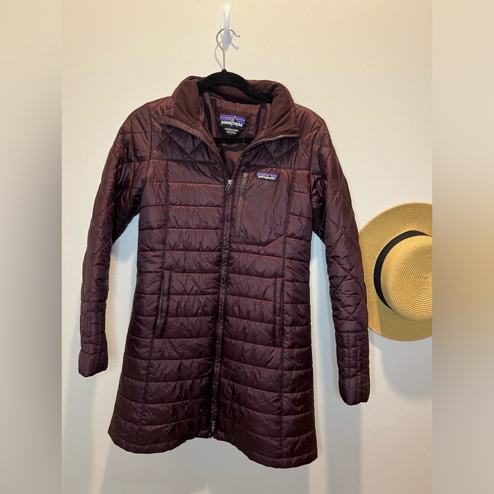 Patagonia Women's Radalie Parka Light Balsamic Size Small